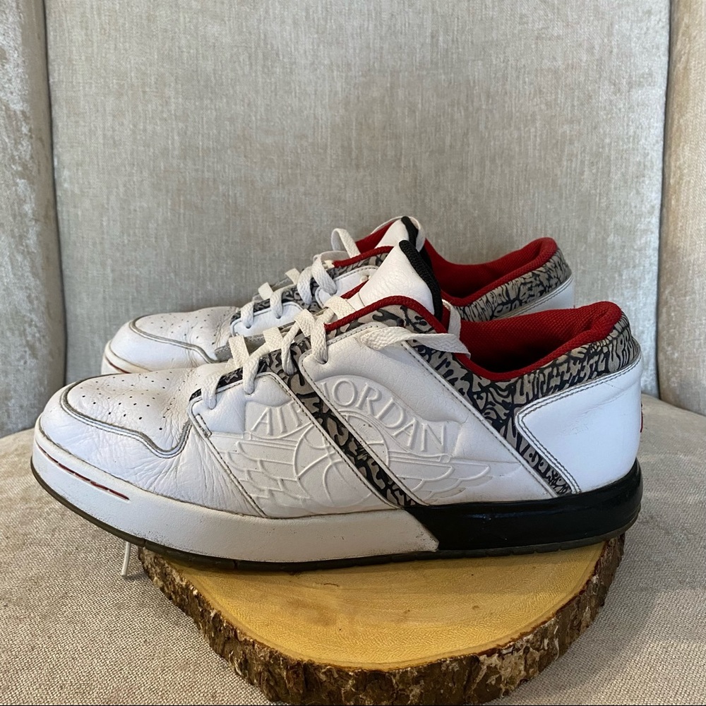 2007 USED Nike NU' Retro Air Jordan 1 retro Low Dunk Bred Size 11 RARE